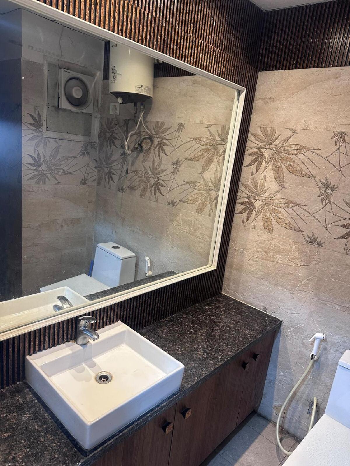 Hotel Velvet Greater Noida Exterior foto